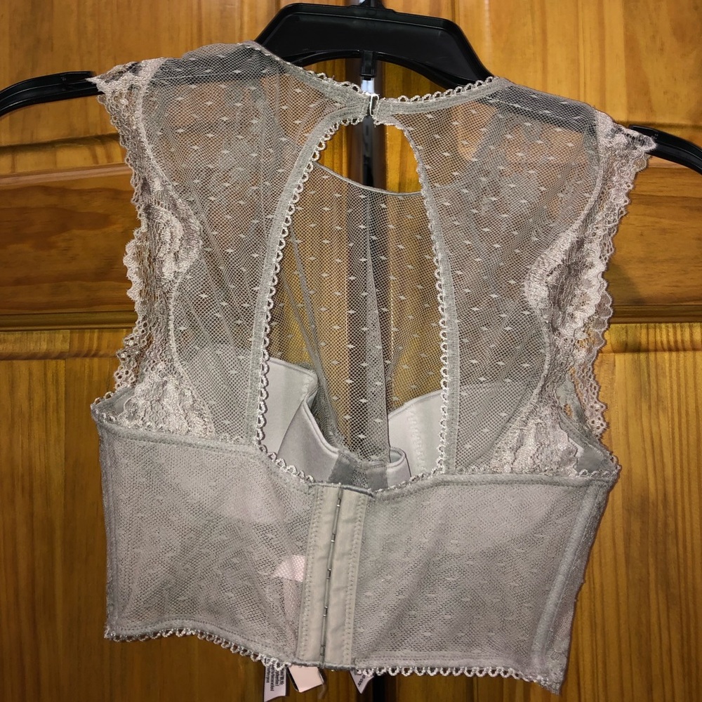 NWOT Victoria’s Secret bralette - Picture 3 of 5